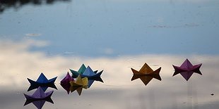 Pop Up: Waterway Wonders of Origami